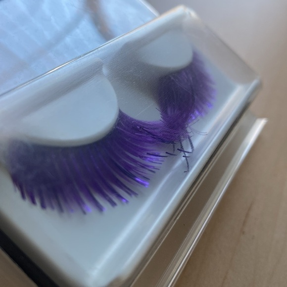 Jerome Russell Winks Flash Lash Party Lashes Fake Eyelashes Wisps Long Purple - Picture 4 of 7